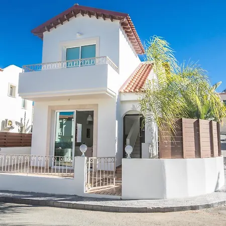 Orestiada Villas * Protaras